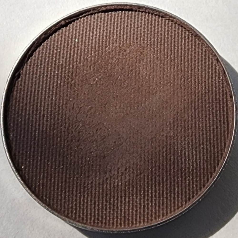 👁️🌳 OFRA "Bark" Eyeshadow Godet Refill